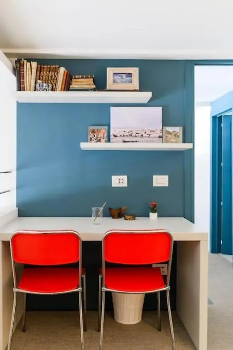 Lo Studio, Napoli Italy