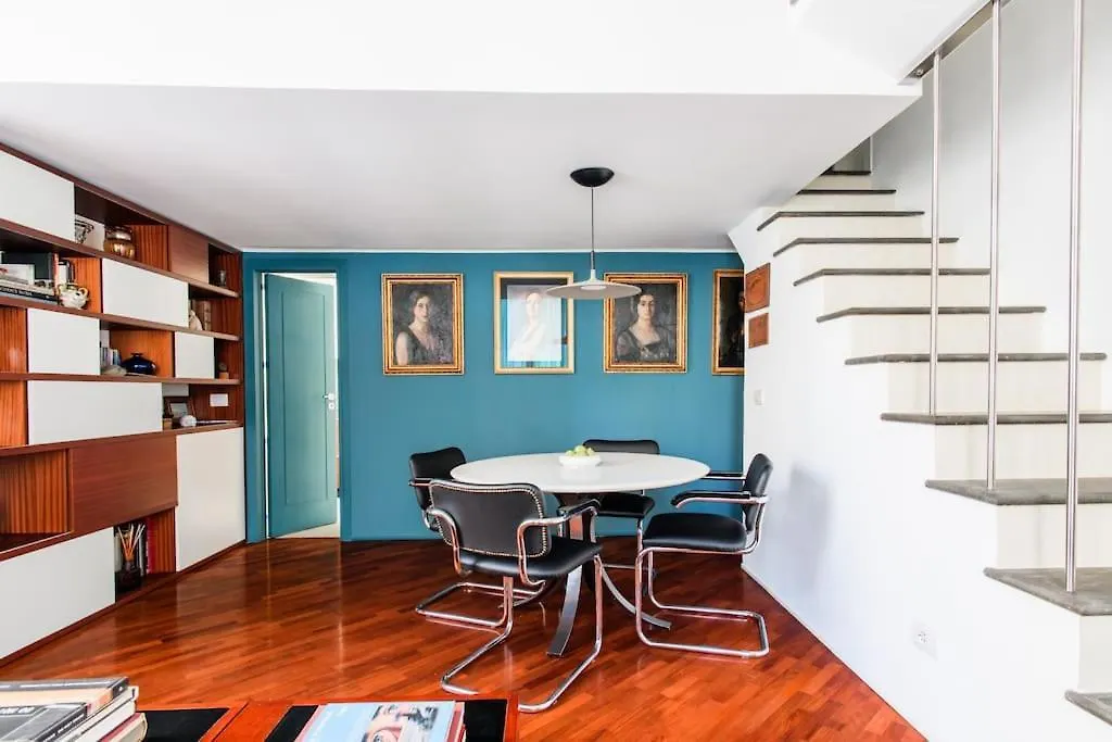 Lo Studio, Napoli 0*, Naples Italy